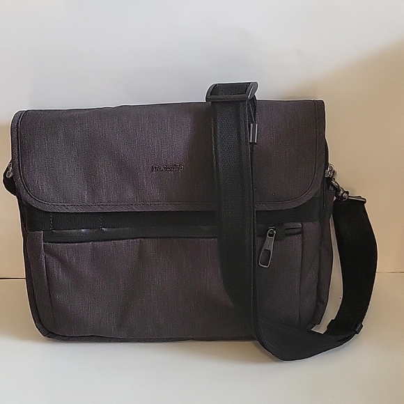 Pacsafe Bags Pacsafe Metrosafe X Grey Antitheft Crossbody Messenger